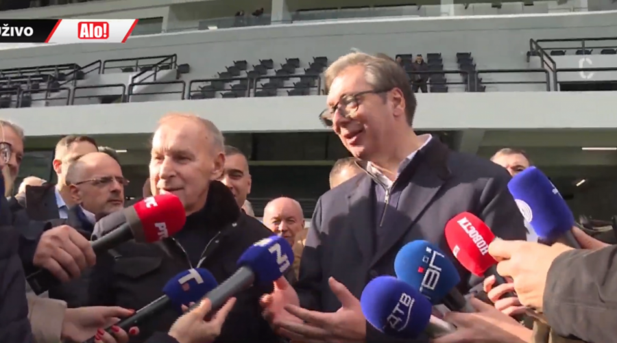 Vučić u poseti Loznici, obilazi stadion 