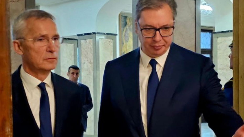 Vučć i Stoltenberg