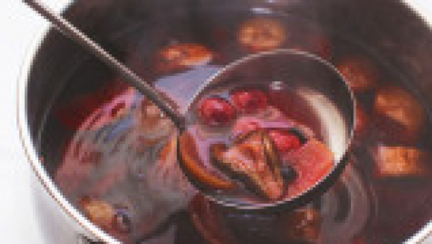 kompot od jabuka i šljiva