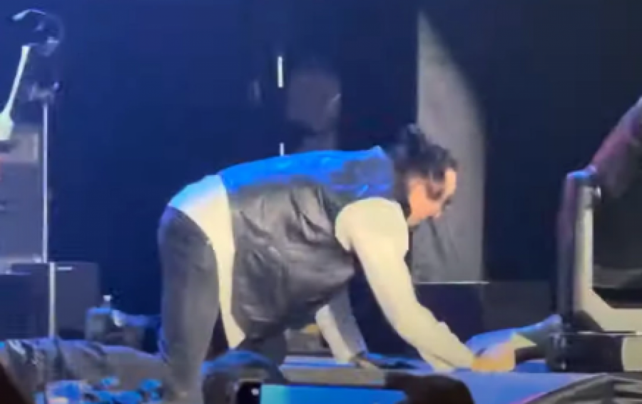 Željko Bebek pao na scenu