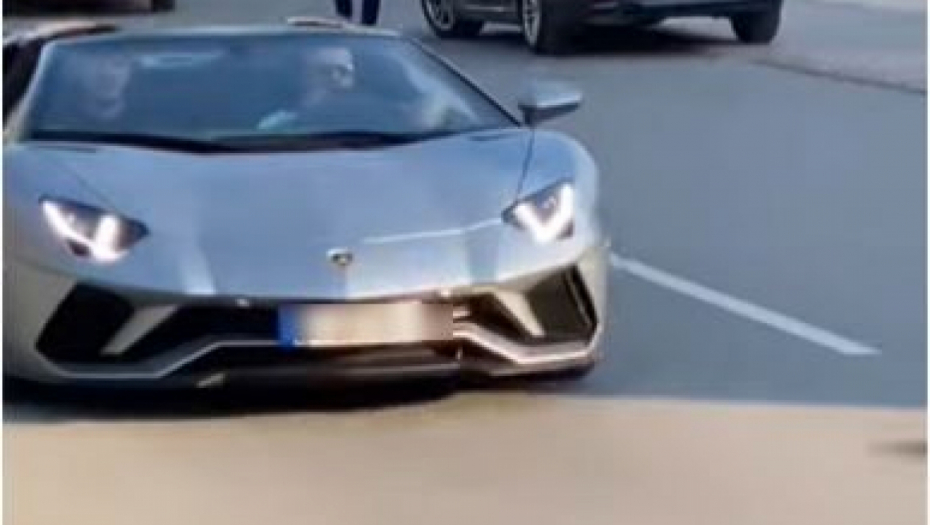 Tutinac vozi lamborgini