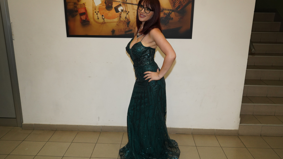 Otac i sestra se odrekli Sneže