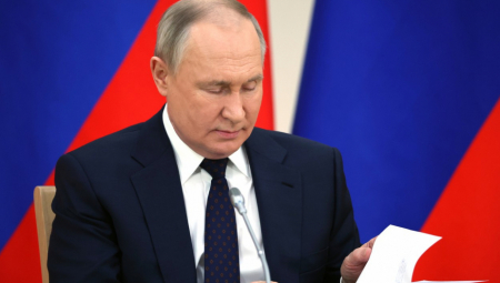 Ruski predsednik Vladimir Putin uputio je saučešće povodom smrti narodnog umetnika RSFSR Vsevoloda Šilovskog, saopštavaju RIA Novosti. Njegovu poruku pročitao je voditelj tokom sahrane.