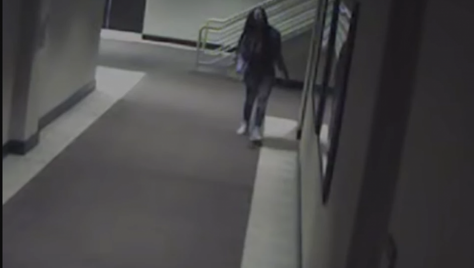 Žena se zaledila u zamrzivaču