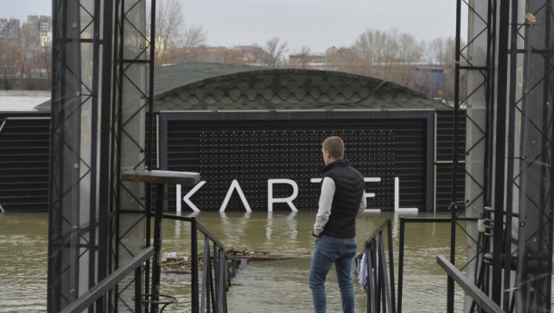 Potonuo splav Kartel