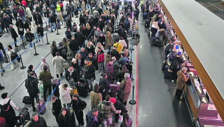 Sudsko ročište protiv bivšeg premijera Albanije Saljija Beriše, koji je optužen za korupciju, odloženo je za 22. decembar.