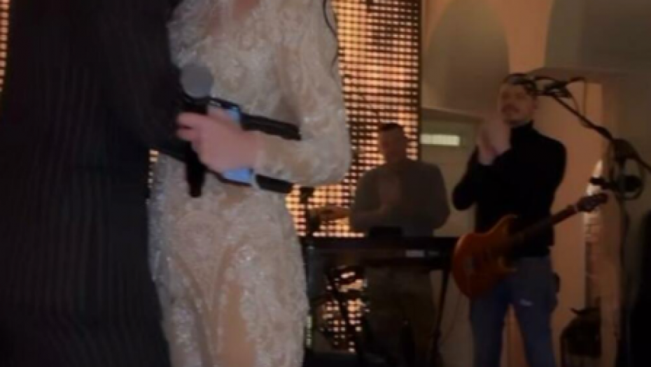 Ana Bekuta na slavlju žene hrvatskog fudbalera