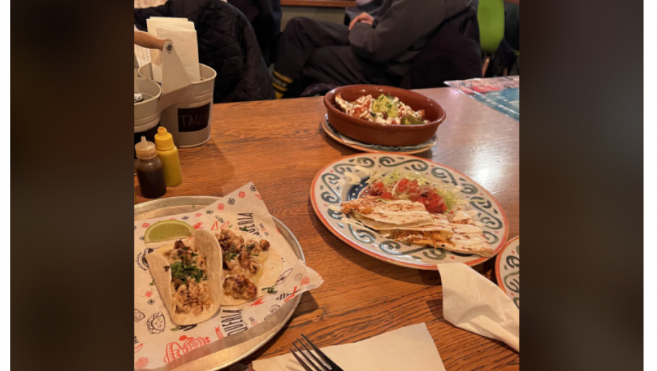 TAKOSI restoran skupo