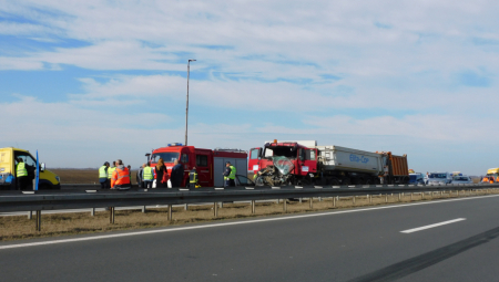 Prava drama odigrala se juče  na Novom Beogradu kada je došlo do teške saobraćajne nezgode na prometnoj raskrsnici Ulice Đorđa Stanojevića i Bulevara Heroja sa Košara.