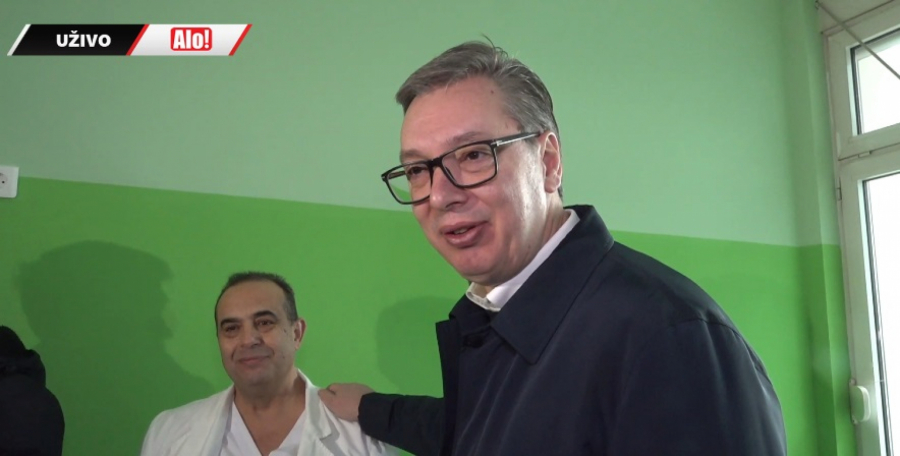 Vučić obilazi radove na rekonstrukciji Opšte bolnice u Vranju
