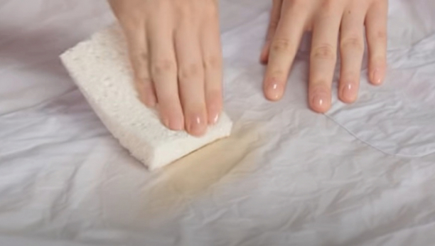 mrlja od kafe na odeći