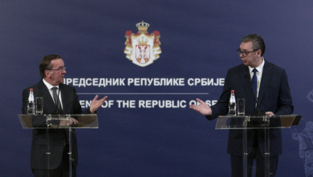 Aleksandar Vučić i Boris Pistorijus