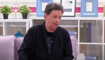 Danas živi na rubu egzistencije, s obzirom da mesečno prima minimalnu penziju, a više nije sposoban za rad