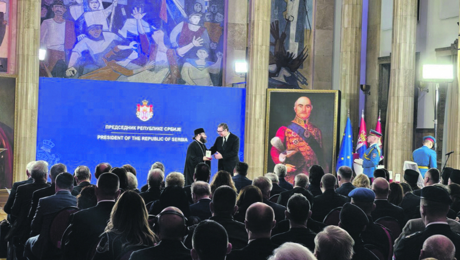 Manastiru Tumane uručen orden