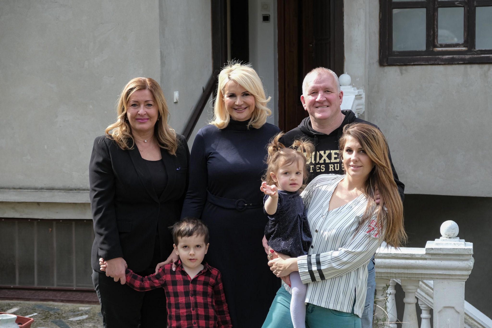 Darija Kisić obišla porodicu u Barajevu