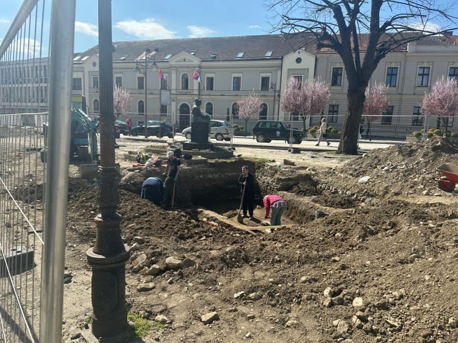 Pronašen skelet ispod gimnazije u Čačku