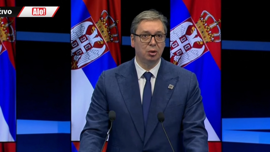 Vučić se obraća iz Brisela