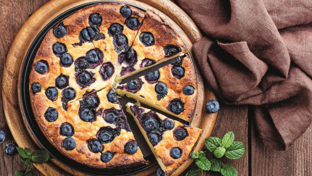 posni kolač sa borovnicama