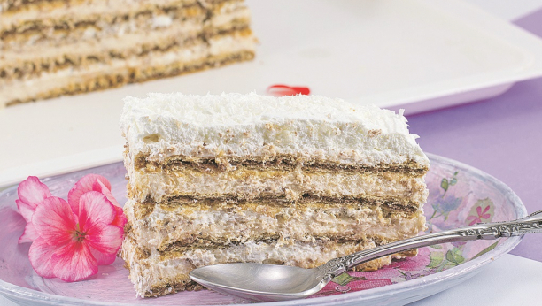 posna beli anđeo torta