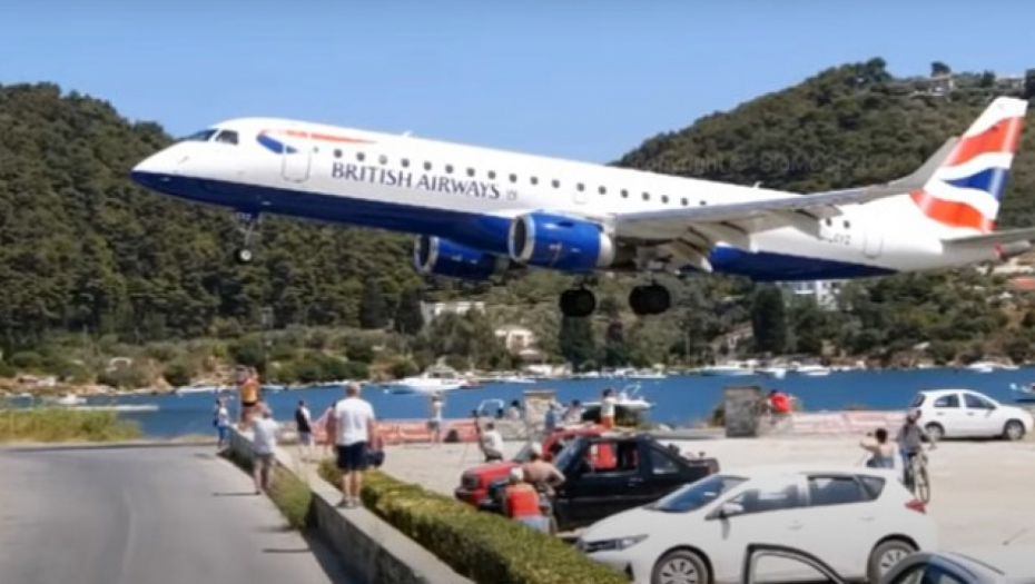 avion u niskom letu
