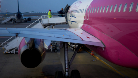 Iako svaka avio-kompanija ima svoja pravila kada je reč o prtljagu – od težine i dimenzija, do onoga što se sme uneti u kabinu, a šta se mora predati