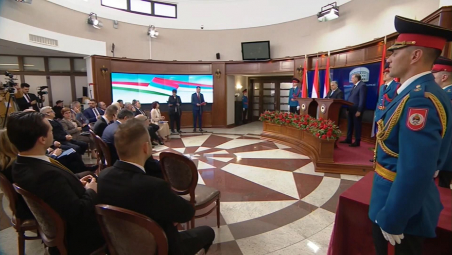 Odlikovanje Viktora Orbana i zajednička konferencija za medije sa Miloradom Dodikom