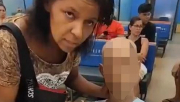 Žena dovela mrtvaca u banku