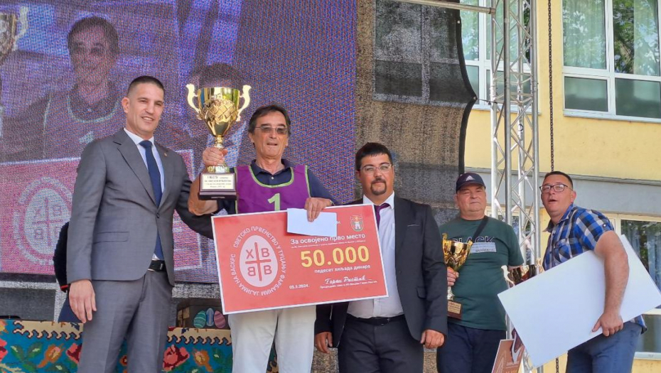 Tucanijada u Mokrinu