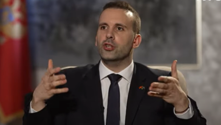 SKANDALOZNO SAOPŠTENJE MILOVE STRANKE: Napali Spajića zbog pomoći iz Srbije! &amp;quot;Ne traži pomoć od NATO partnera nego prima Vučićevu milostinju&amp;quot;