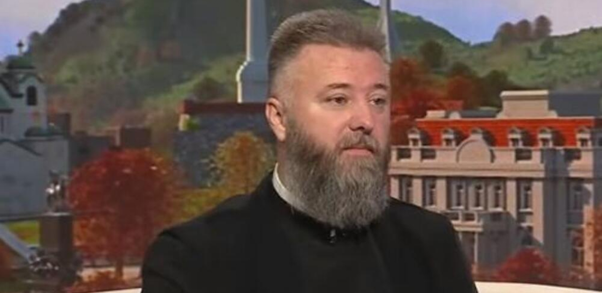 Otac Predrag Popović