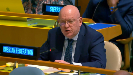 Ukrajina stoji pred izborom: ili mir kao rezultat pregovora, ili neminovni poraz na bojnom polju, izjavio je stalni predstavnik Ruske Federacije pri UN Vasilij Nebenzja na sednici Saveta bezbednosti UN o Ukrajini, koja je sazvana na inicijativu zapadnih zemalja.