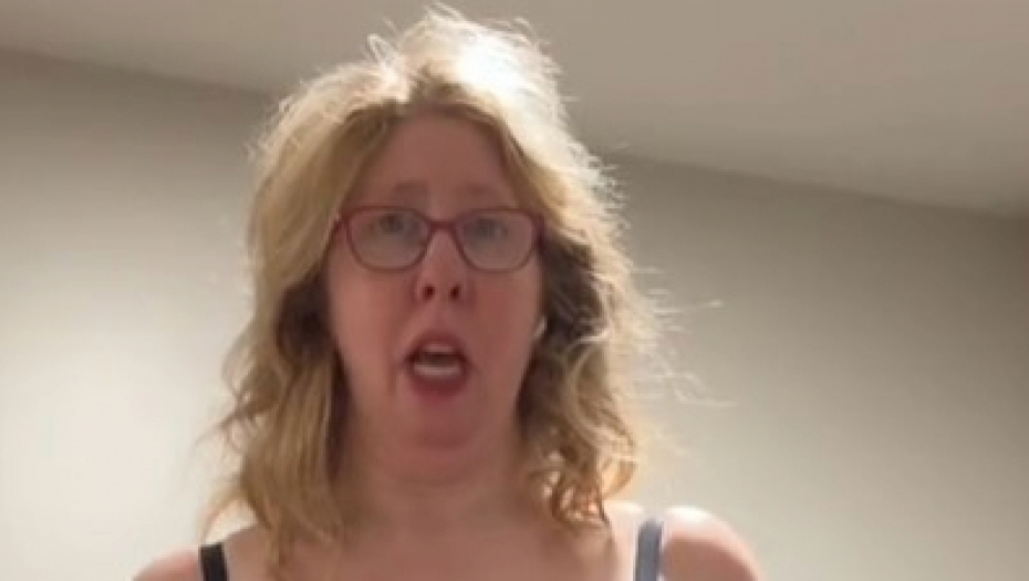 instruktorka fitnesa sa invaliditetom