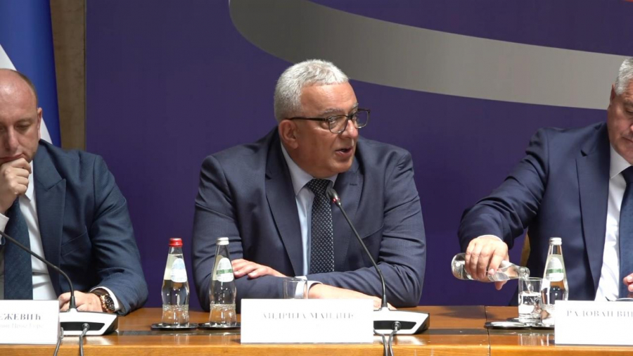 Zajednička sednica vlada Srbije i RS u prisustvu dvojice predsednika i crkvenih velikodostojnika