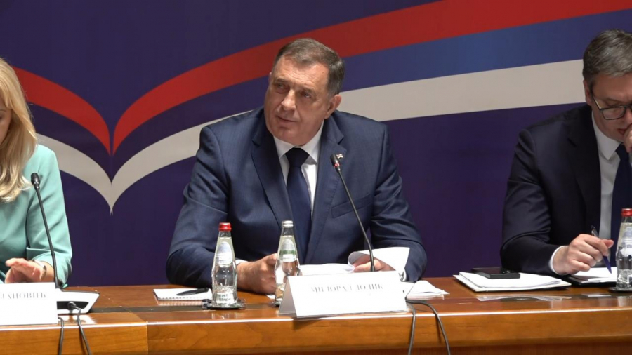 Zajednička sednica vlada Srbije i RS u prisustvu dvojice predsednika i crkvenih velikodostojnika