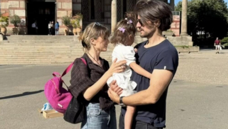 Ovaj prizor raznežio je mnoge, a pevačica je video opisala srcem u plavoj boji.