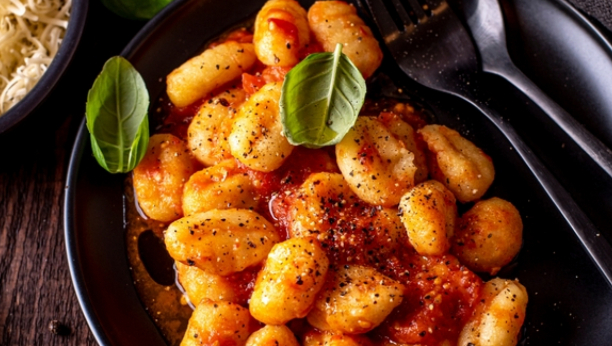 njoke u paradajz sosu