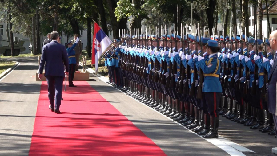 Predsednik Vučić prisustvuje sednici proširenog kolegijuma načelnika Generalštaba