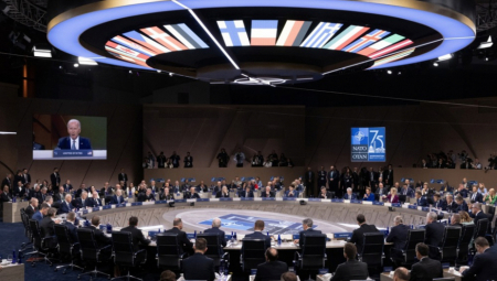 NATO lideri se okupljaju u Hagu: Trump, Rutte i Zelenski na samitu koji može biti prekretnica za Ukrajinu, financiranje odbrane i rastuće tenzije Izraela i Irana.