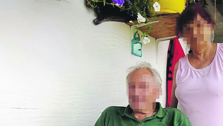 Prema rezultatima obdukcije ubijenog bračnog para, u njihova tela je ispaljeno šest projektila iz jednog metka