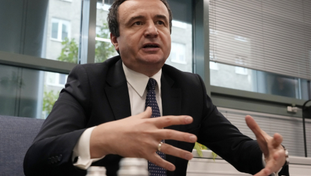 Simić: Kurtijev režim zapira Srbe brez osnove, Albance, ki so poskušali ugrabiti dekle, pa izpušča