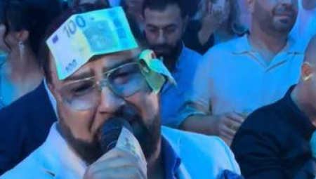 Sinoć je potražio lekarsku pomoć nakon što mu je pozlilo tokom večere