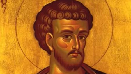 U narodnoj tradiciji, Lučindan je poznat kao „deobni dan“ između jeseni i zime, uz izreku „Sveti Luka – sneg do kuka“, što označava verovanje da će toga dana pasti prvi sneg