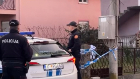 U Podgorici je sinoć, nešto posle ponoći, šest osoba ranjeno kada je, kako se sumnja, L. M. (23) pucao u bašti jednog ugostiteljskog objekta u centru grada, saopštila je crnogorska policija.