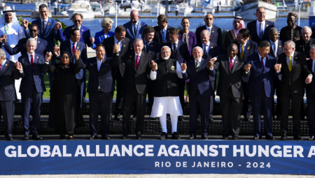 Kineski predsednik Si Đinping odlučio je da ne prisustvuje samitu G20 u Južnoj Africi, sledeći korake ruskog predsednika Vladimira Putina i američkog lidera Donalda Trampa. Ovo je prvi put da tri najveće sile sveta istovremeno izostaju sa skupa G20.