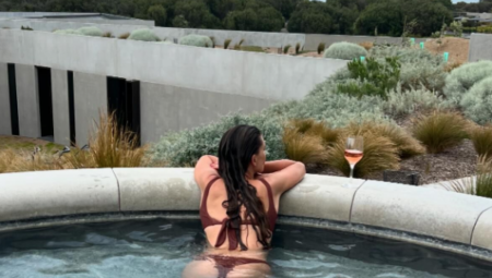 Pre braka Nina je imala nekoliko ljubavnih veza, od kojih se izdvojila ona sa Markom Borijelem