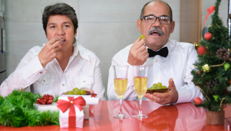 Za ovaj mali ritual čišćenja biće vam potrebne 3 sveže narandže, voda, staklena posuda i sveže cveće