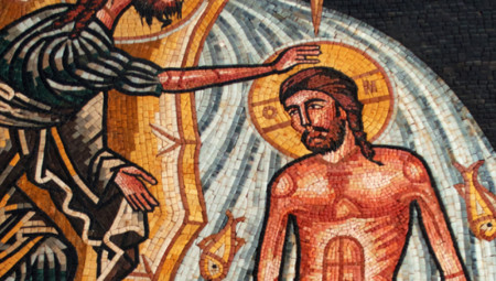 SUTRA SE OBELEŽAVA USEKOVANJE GLAVE JOVANA KRSTITELJA Vernici ne jedu i ne piju ništa crveno,  ko se ogreši o ove običaje, pratiće ga nepravda