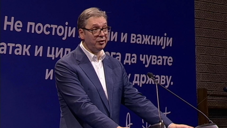 Predsednik Srbije u poseti Rasinskom okrugu: Trstenik je uz Vučića