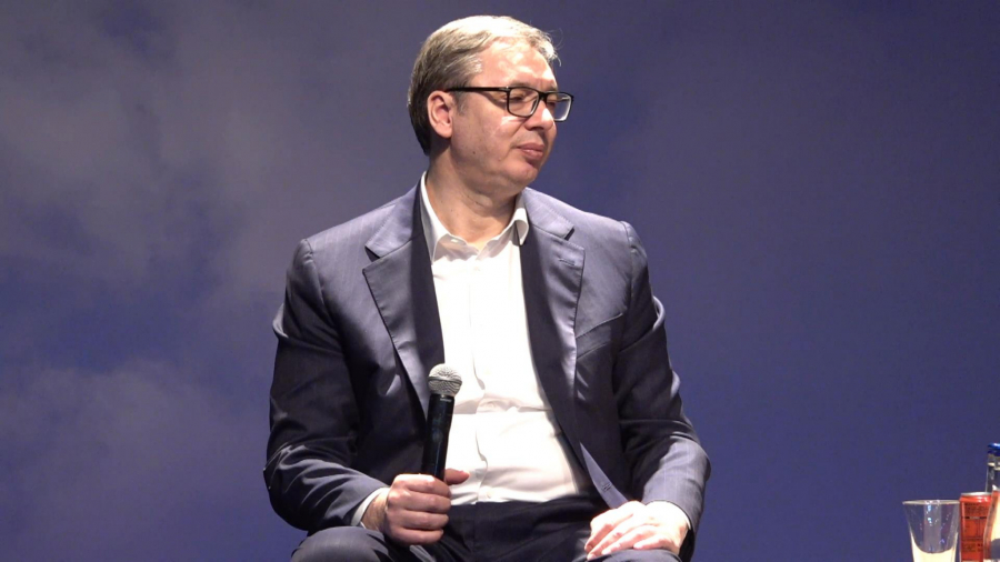 Predsednik Vučić u obilasku domaćinstva Savković u selu Trnavci