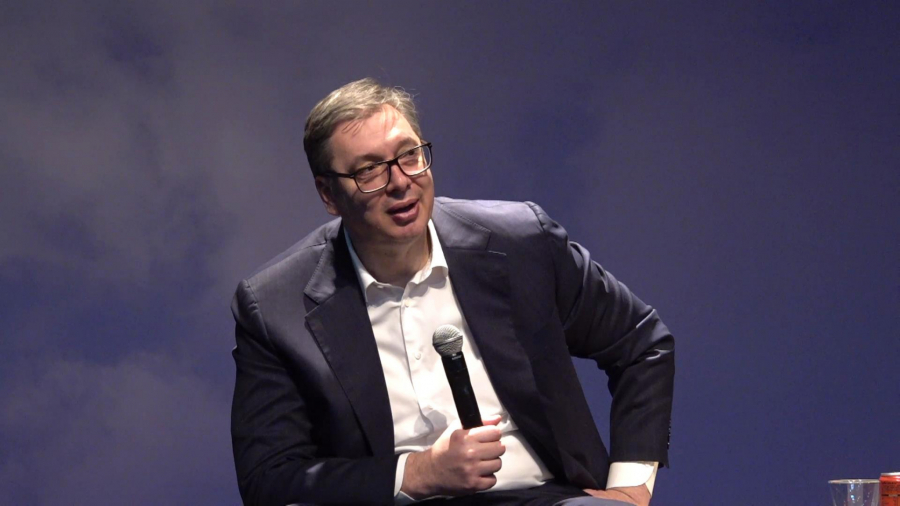 Predsednik Vučić u obilasku domaćinstva Savković u selu Trnavci